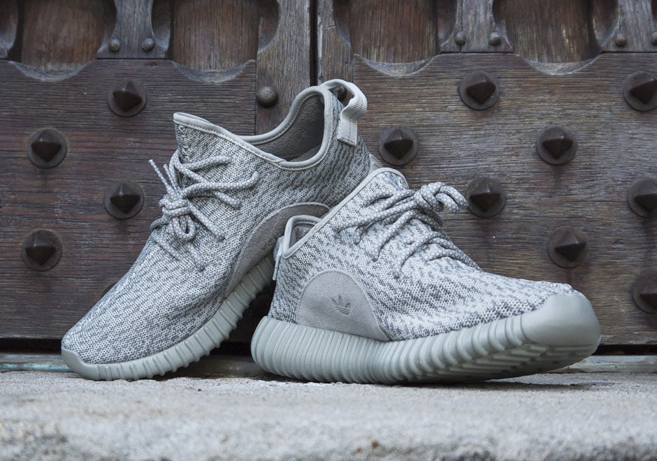 How To Lace Your Sneakers / Swap Your Shoe Laces : ADIDAS Yeezy Boost Moonrock 350